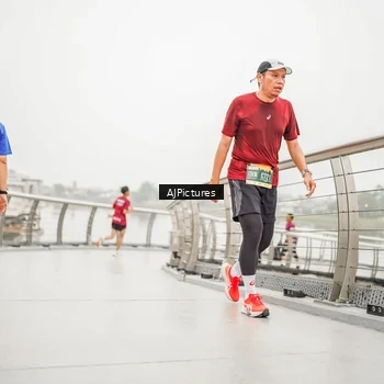 Runner Photo 8590718