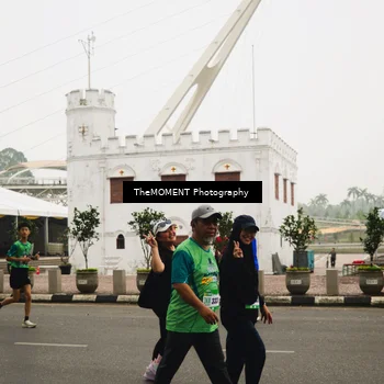 Runner Photo 8590738