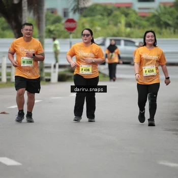 Runner Photo 8590748