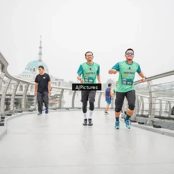 Runner Photo 8590800