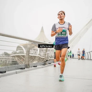 Runner Photo 8590835