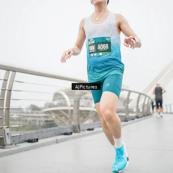 Runner Photo 8590873