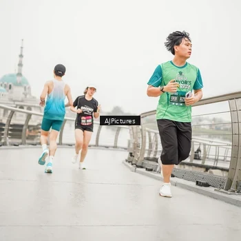 Runner Photo 8590879