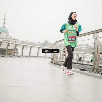 Runner Photo 8590906