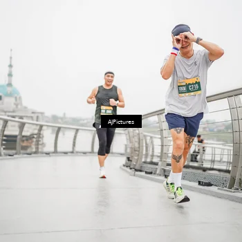 Runner Photo 8590938