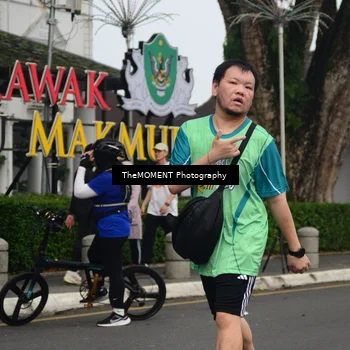 Runner Photo 8590947