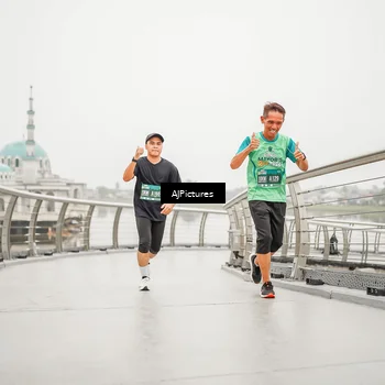 Runner Photo 8590981