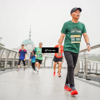 Runner Photo 8591015