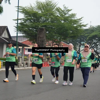 Runner Photo 8591019