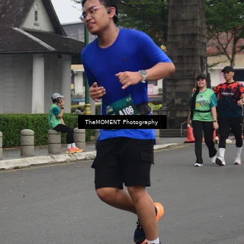 Runner Photo 8591114