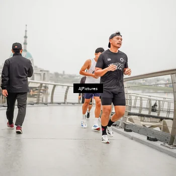 Runner Photo 8591144