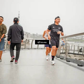 Runner Photo 8591147