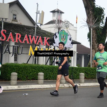 Runner Photo 8591158