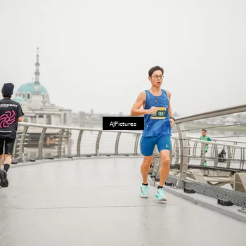Runner Photo 8591200