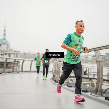 Runner Photo 8591212
