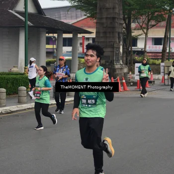 Runner Photo 8591216