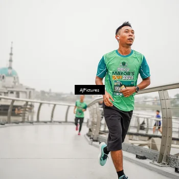 Runner Photo 8591225