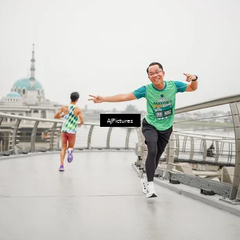 Runner Photo 8591245