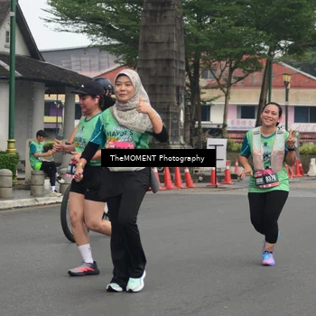 Runner Photo 8591261