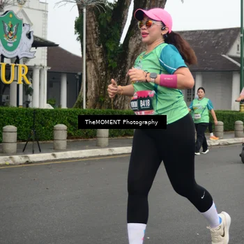 Runner Photo 8591262