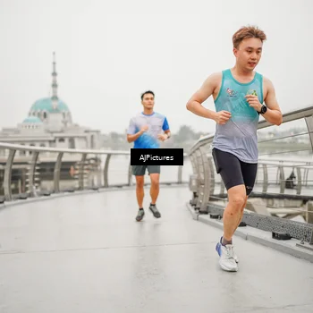 Runner Photo 8591275