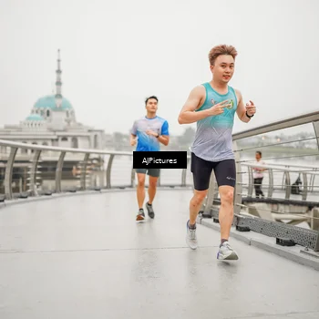Runner Photo 8591281