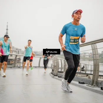 Runner Photo 8591343