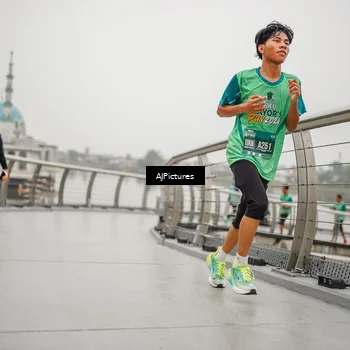 Runner Photo 8591358