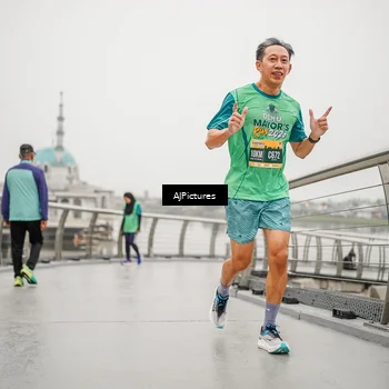 Runner Photo 8591378
