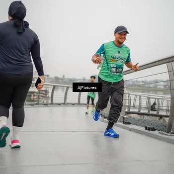 Runner Photo 8591383