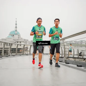 Runner Photo 8591385
