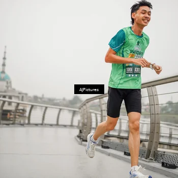 Runner Photo 8591409