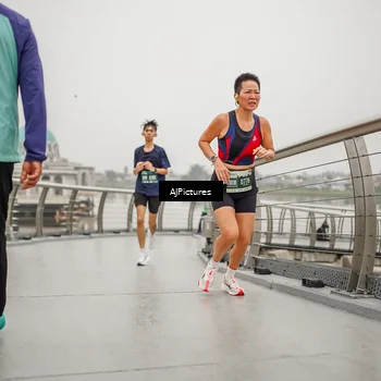 Runner Photo 8591412