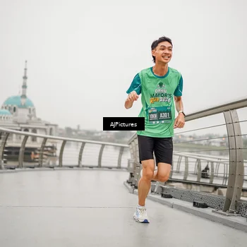 Runner Photo 8591417