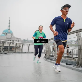 Runner Photo 8591447