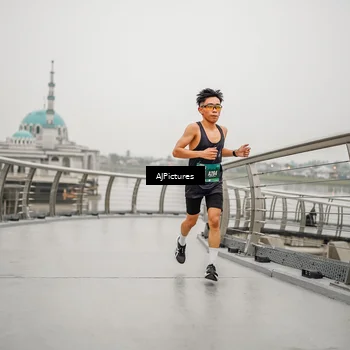 Runner Photo 8591467