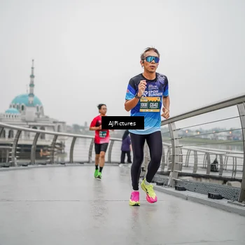 Runner Photo 8591484