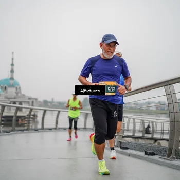 Runner Photo 8591510