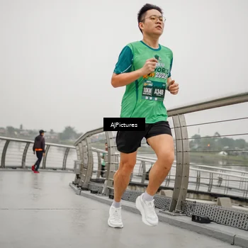 Runner Photo 8591537
