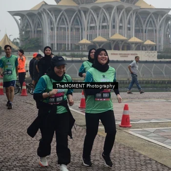 Runner Photo 8591938