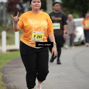 Runner Photo 8593011