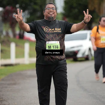 Runner Photo 8593043