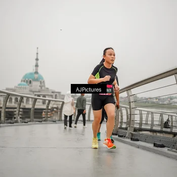 Runner Photo 8594140