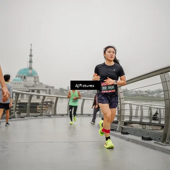 Runner Photo 8594153