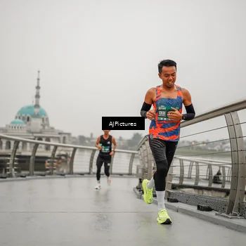 Runner Photo 8594156