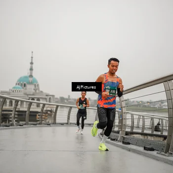 Runner Photo 8594160