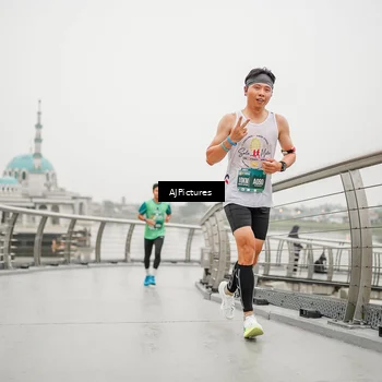 Runner Photo 8594170