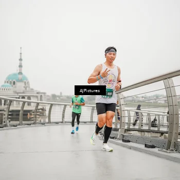 Runner Photo 8594173