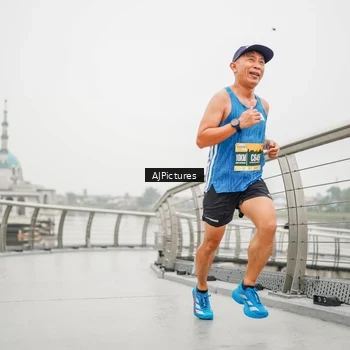 Runner Photo 8594175