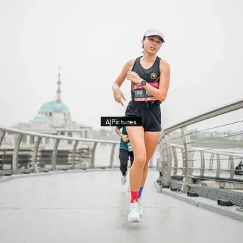 Runner Photo 8594181